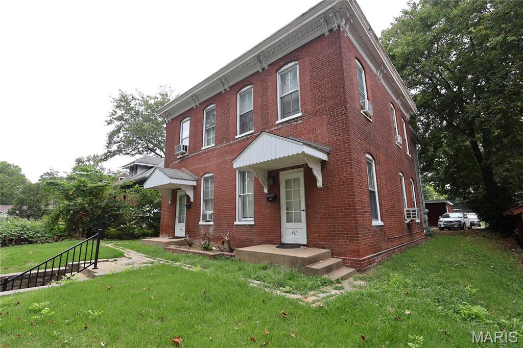 609 E C Street Property Photo 1