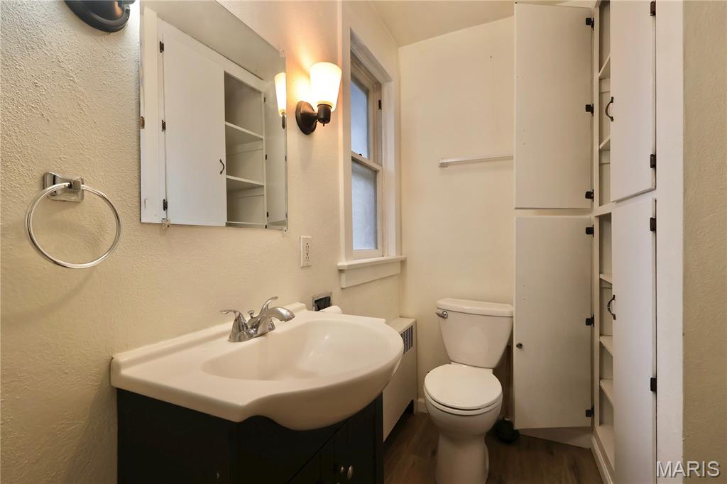 609 E C Street Property Photo 8