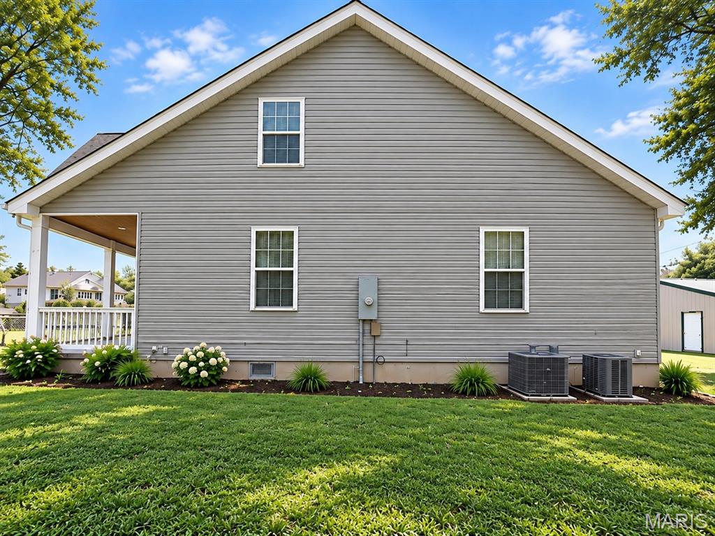 14085 State Highway C Property Photo 4