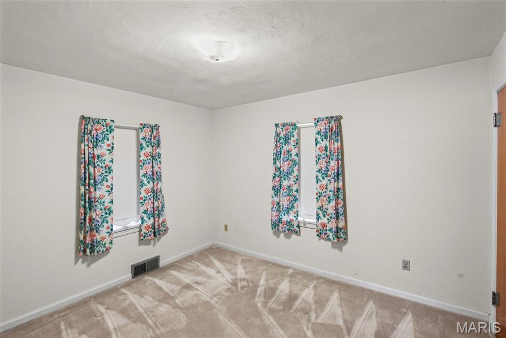 1246 Lakeshore Drive Property Photo 18