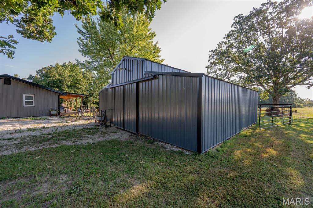 21816 Highway C Property Photo 10