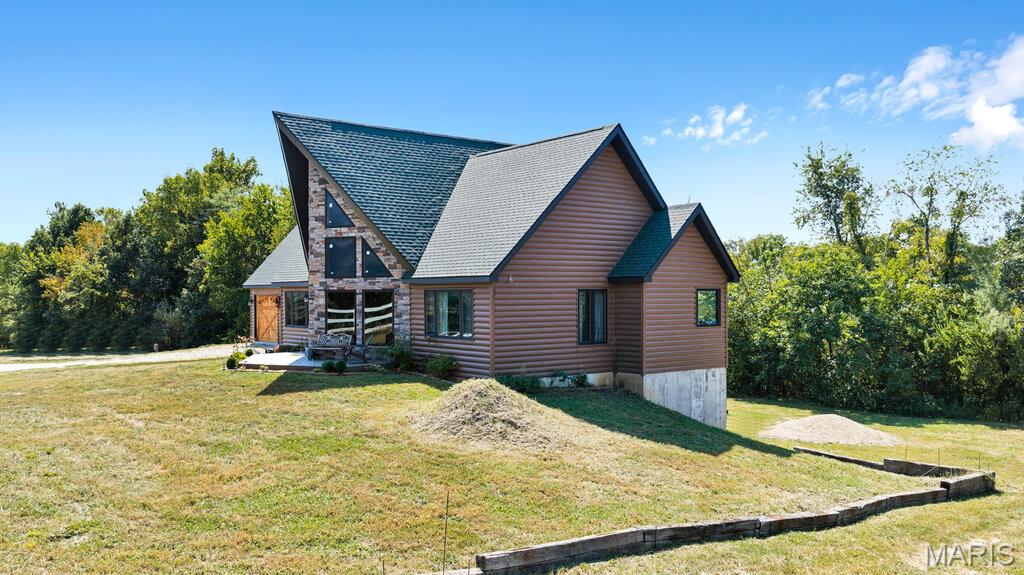 5 Taylor Lane Property Photo 4