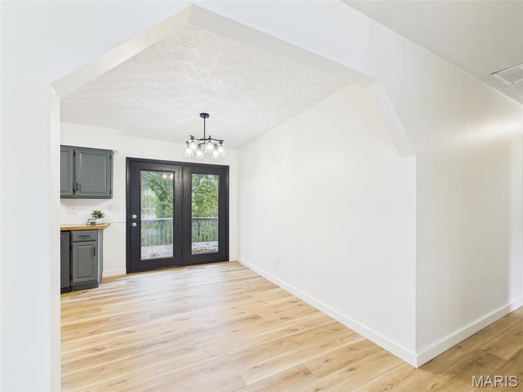 608 Sunset Drive Property Photo 13