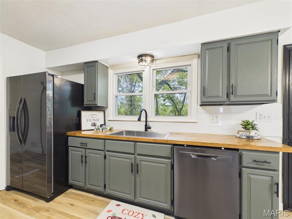 608 Sunset Drive Property Photo 18