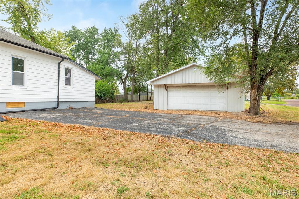 304 S Pence Street Property Photo 26
