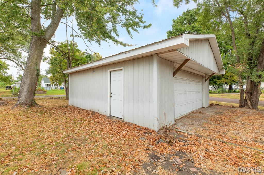 304 S Pence Street Property Photo 28