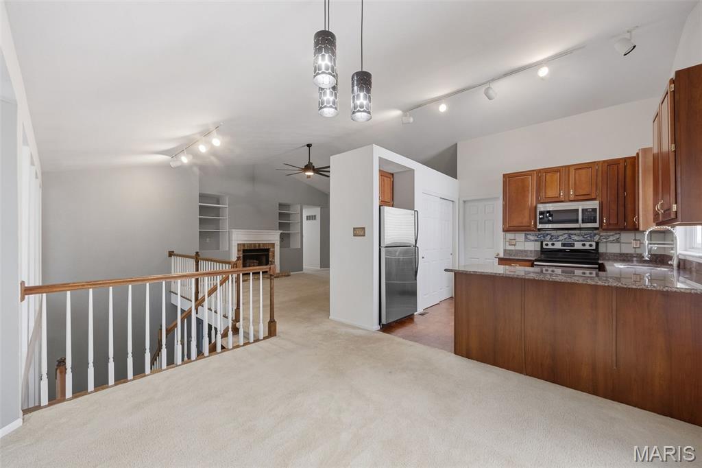 516 Wetherby Terrace Drive Property Photo 6
