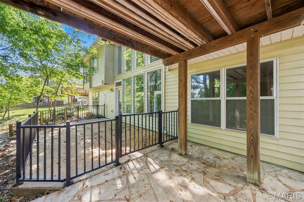 516 Wetherby Terrace Drive Property Photo 11