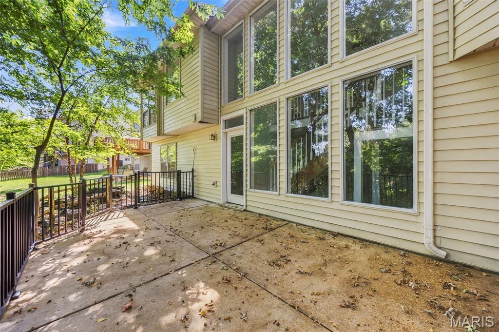 516 Wetherby Terrace Drive Property Photo 35