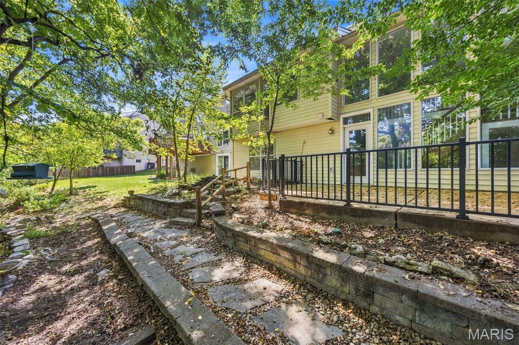 516 Wetherby Terrace Drive Property Photo 36