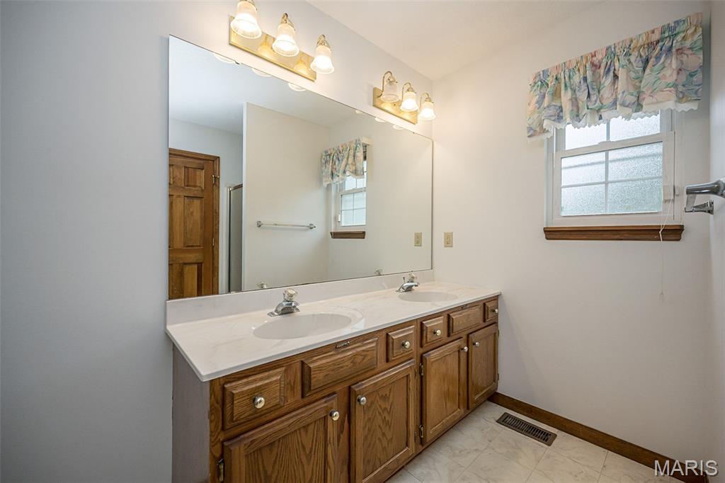 825 Colleen Drive Property Photo 20