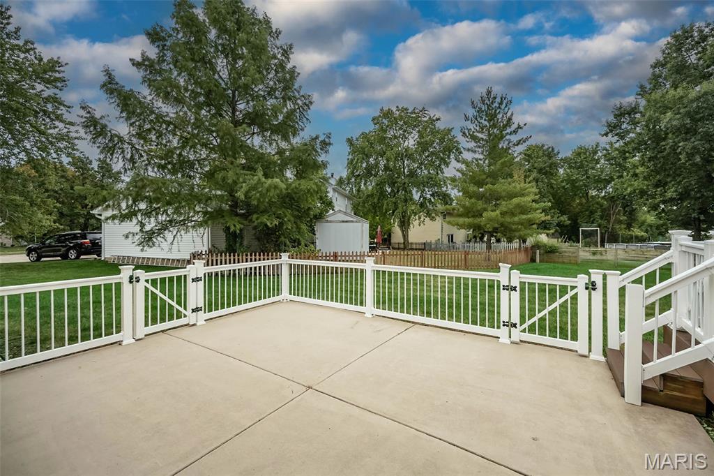 825 Colleen Drive Property Photo 35