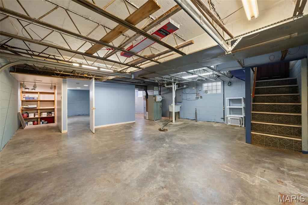 6201 Weber Road Property Photo 22