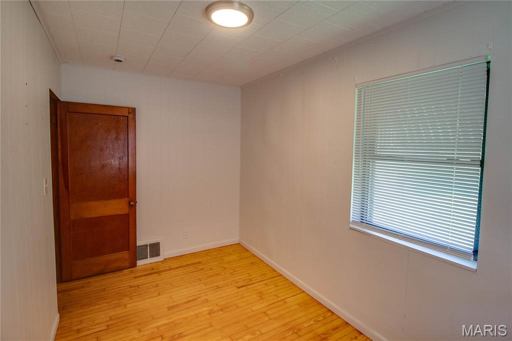 194 S Pence Street Property Photo 12