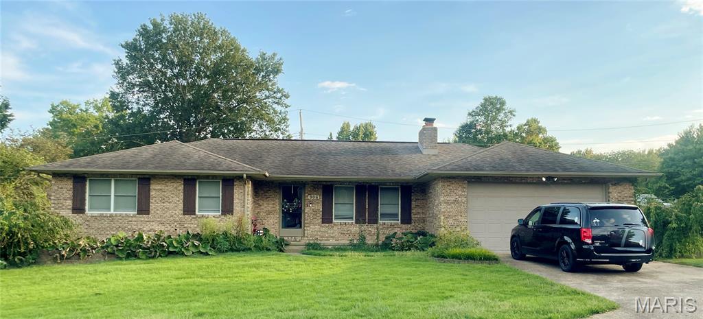 906 Laurel Drive Property Photo 1