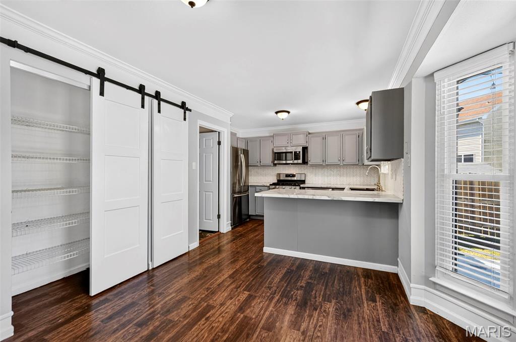 807 Kylewood Place Property Photo 17