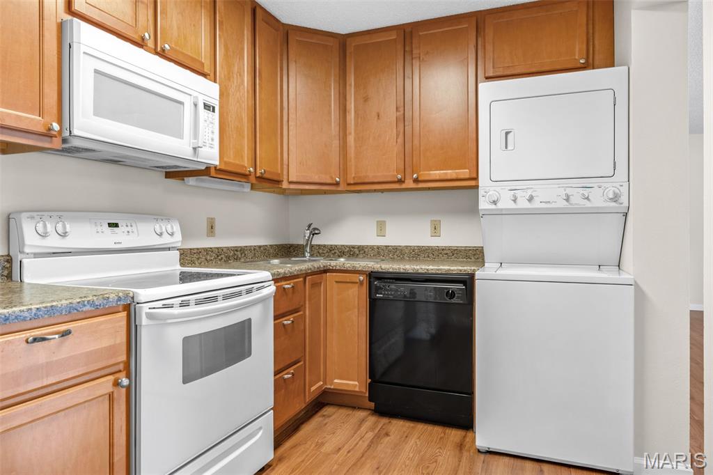 1508 Thrush Terrace Property Photo 8