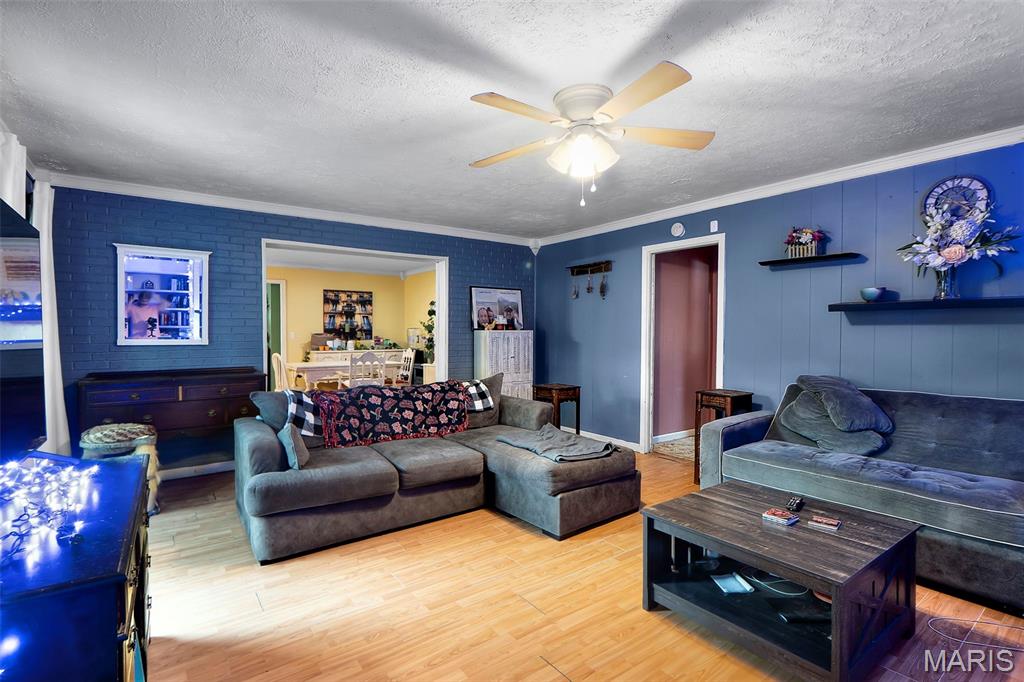922 Davis Boulevard Property Photo 33