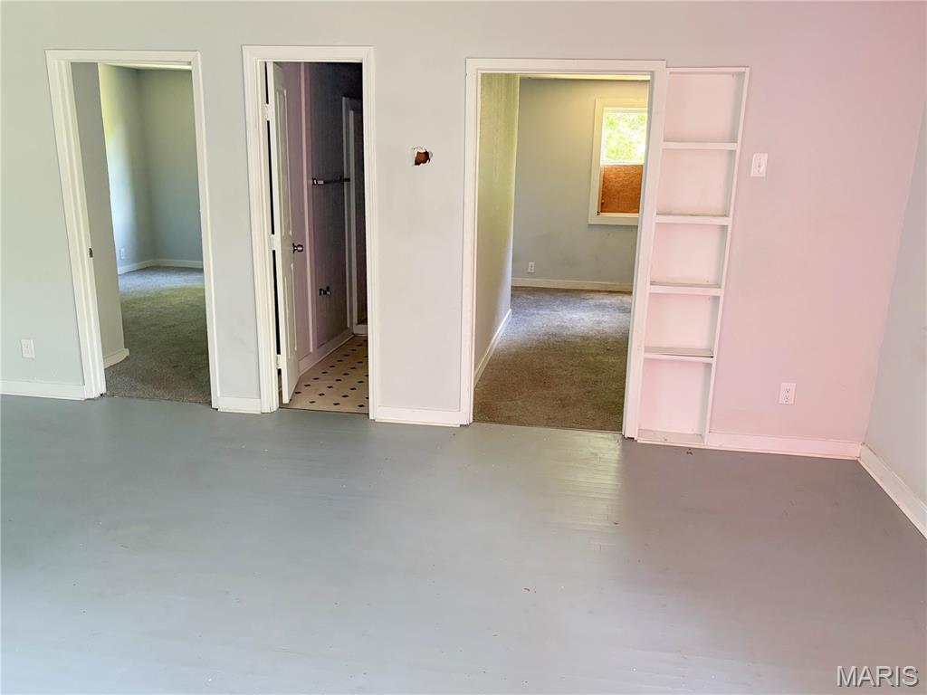 2235 Edmund Avenue Property Photo 8