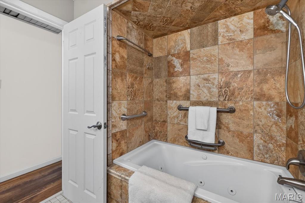 525 Norma Drive Property Photo 32