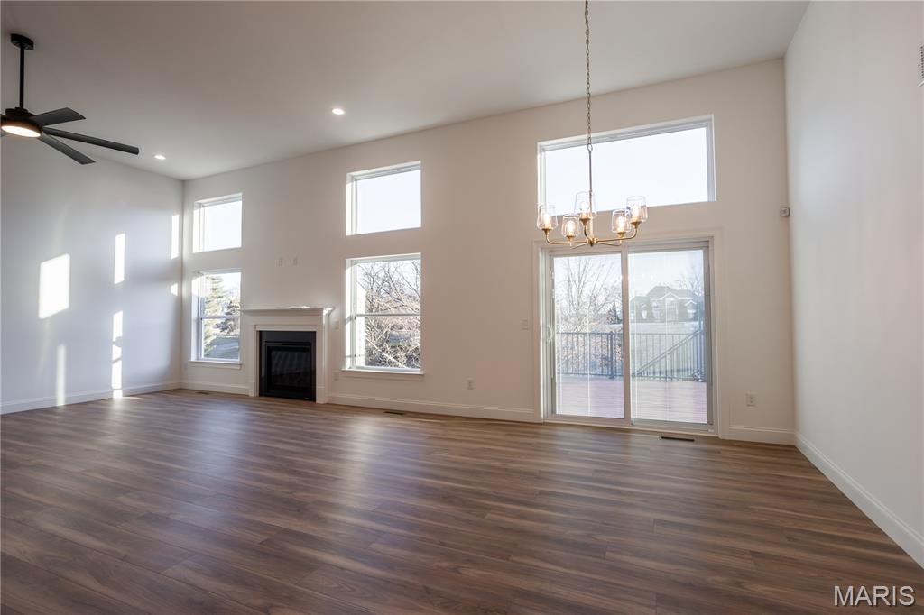16055 Marions Way Property Photo 2