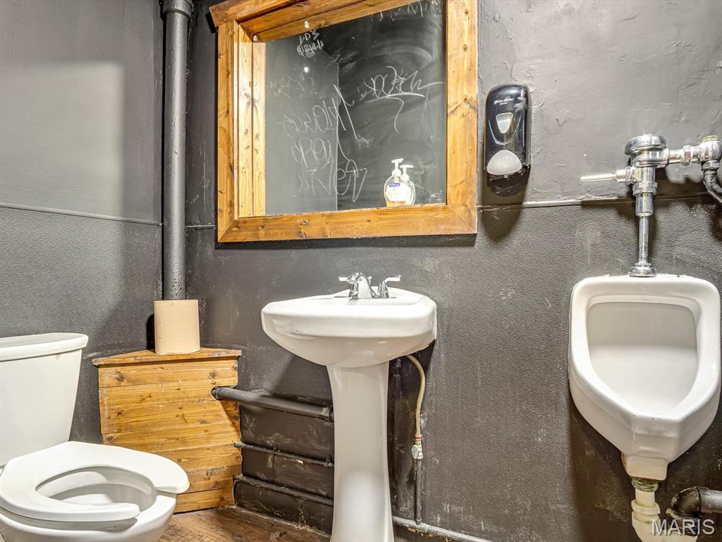 1818 Sidney Street Property Photo 13