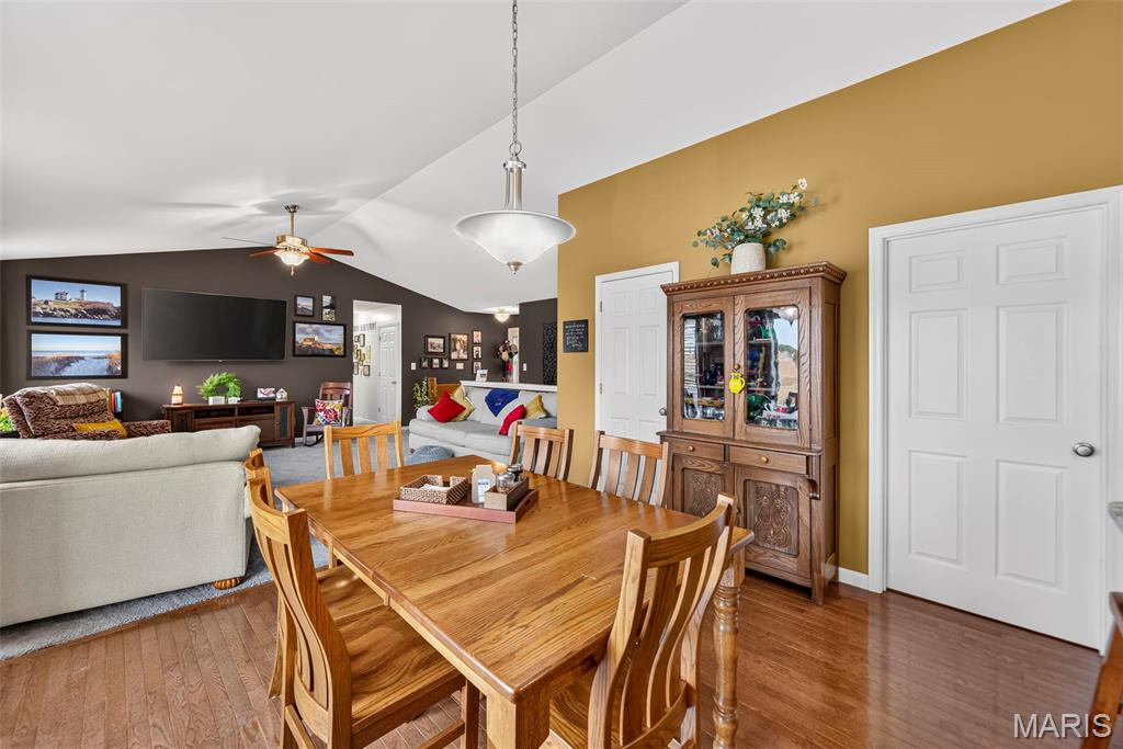 1516 Wainscott Drive Property Photo 12
