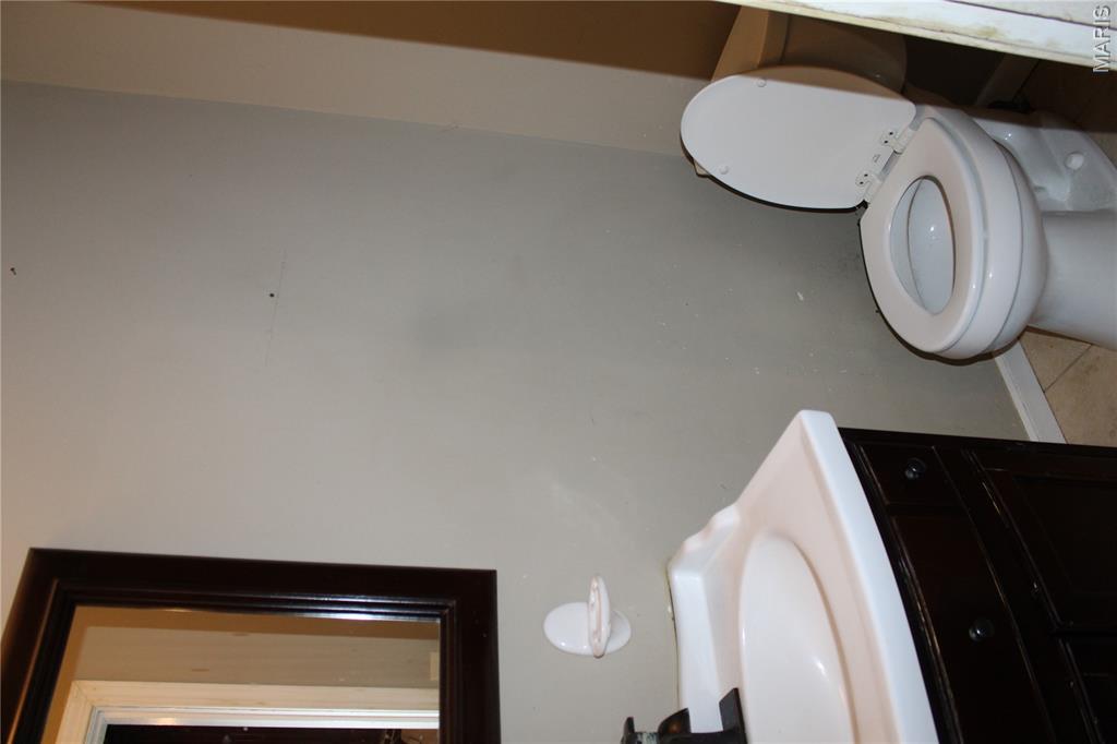 9428 Tennyson Avenue Property Photo 18