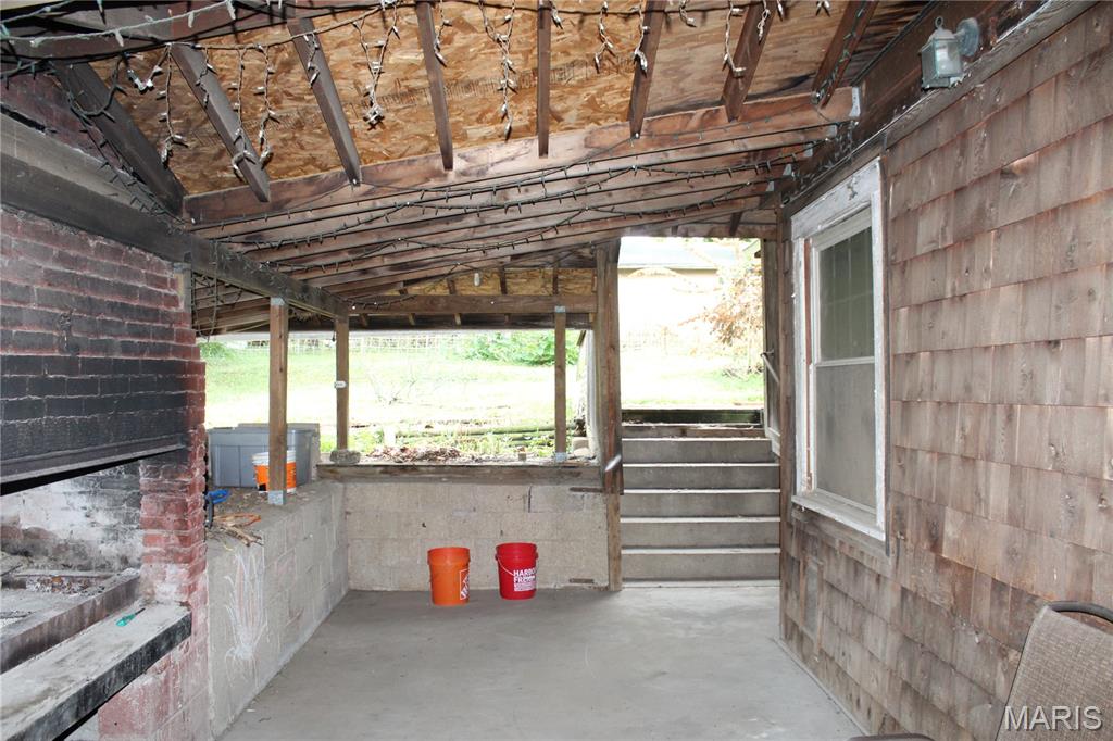 9428 Tennyson Avenue Property Photo 30