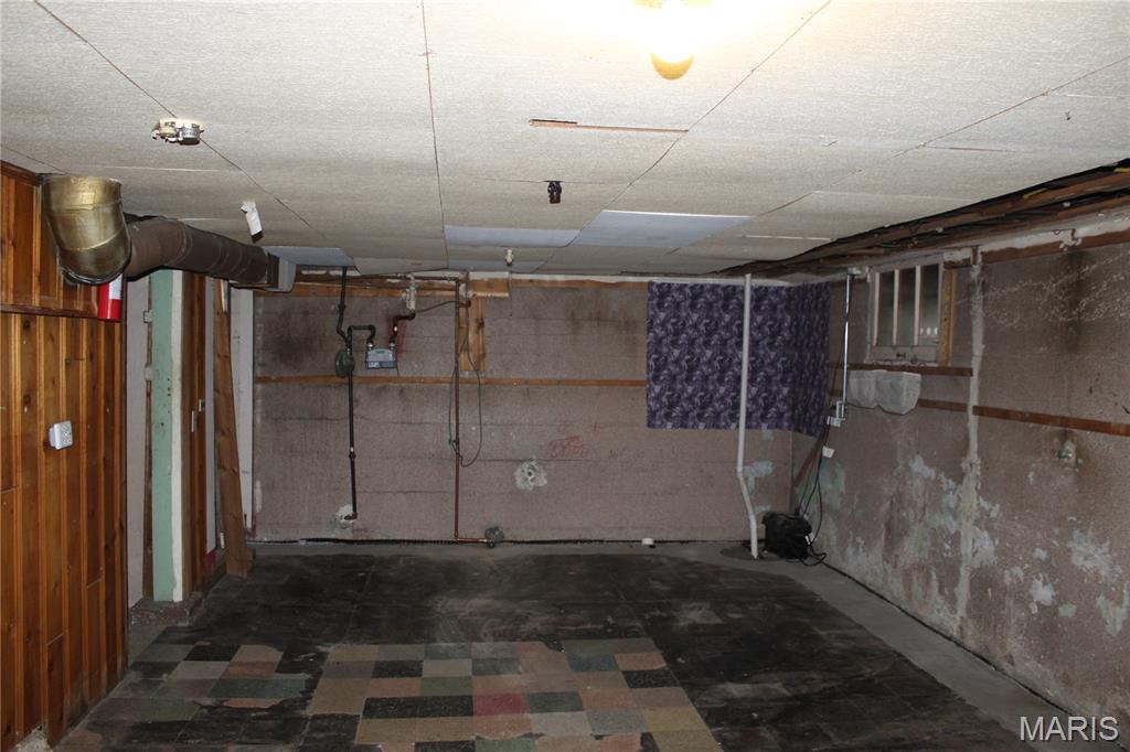 9428 Tennyson Avenue Property Photo 41