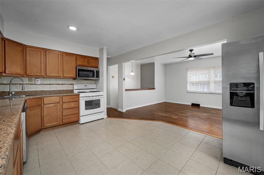 2119 Linnus Drive Property Photo 13