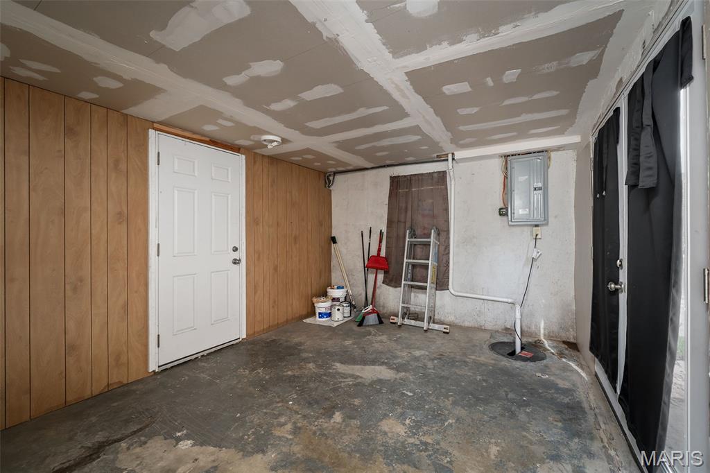 2119 Linnus Drive Property Photo 24