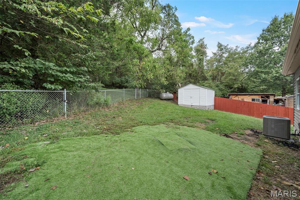 2119 Linnus Drive Property Photo 29