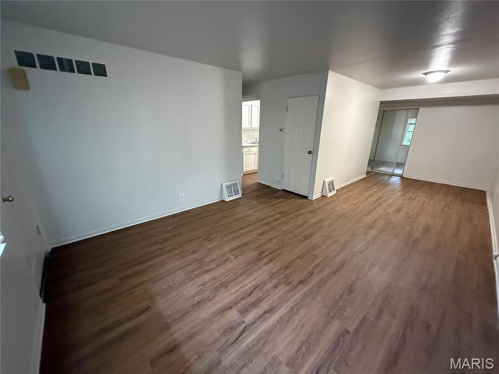 10629 Glen Garry Road Property Photo 4