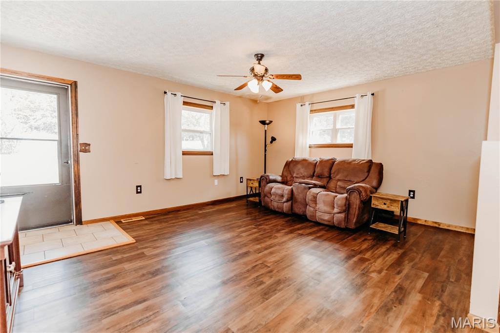 148 Sudhammer Road Property Photo 9