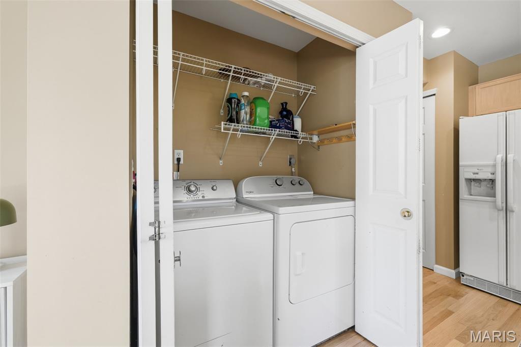 630 Cascade Lake Drive Property Photo 11
