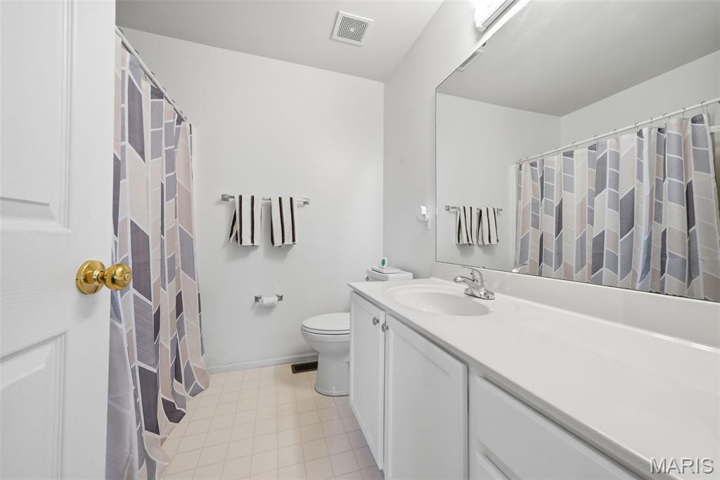 630 Cascade Lake Drive Property Photo 17