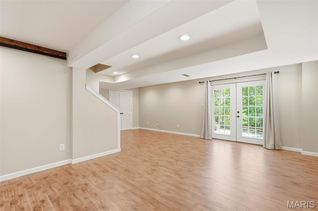 630 Cascade Lake Drive Property Photo 21