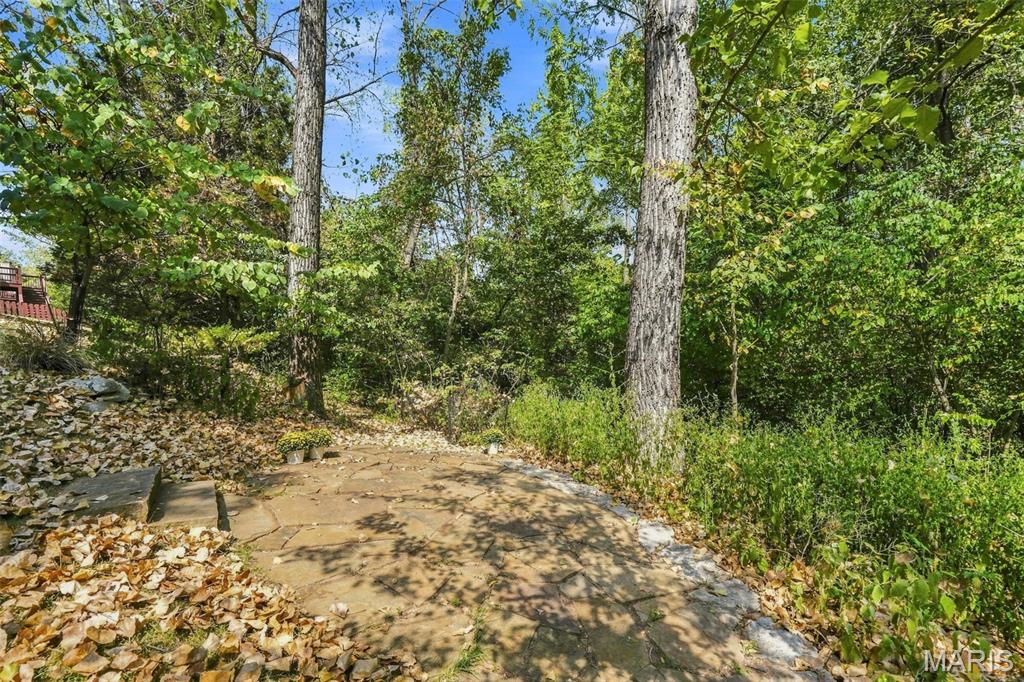 630 Cascade Lake Drive Property Photo 26