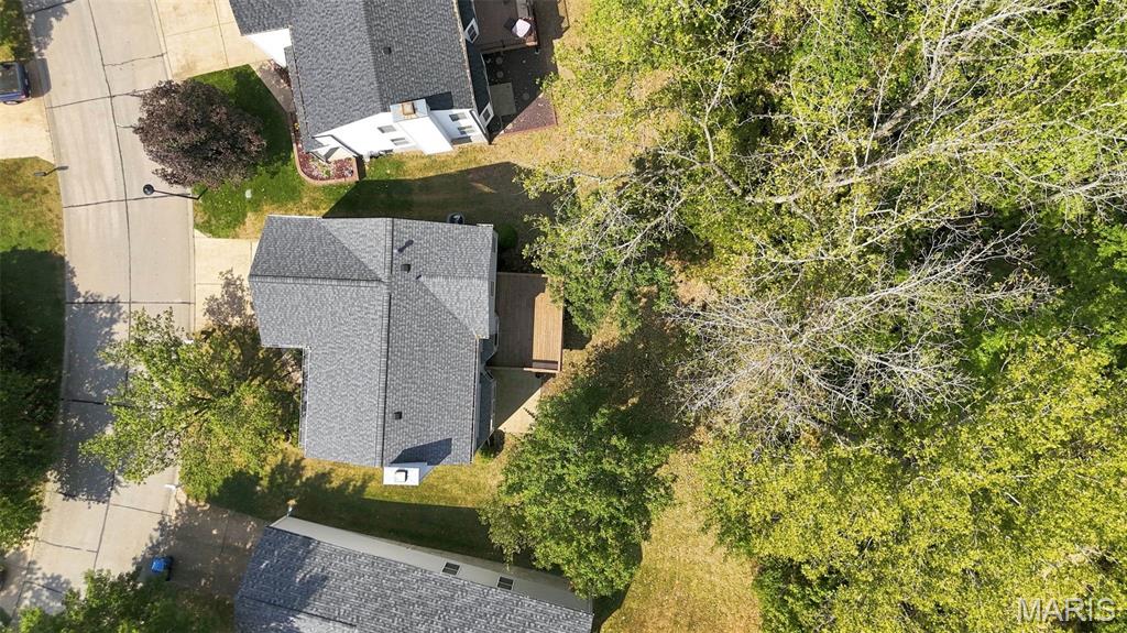 630 Cascade Lake Drive Property Photo 32