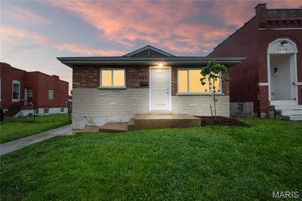 4233 Delor Street Property Photo 2