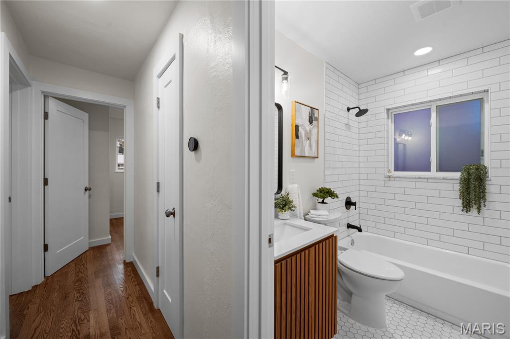 4233 Delor Street Property Photo 20