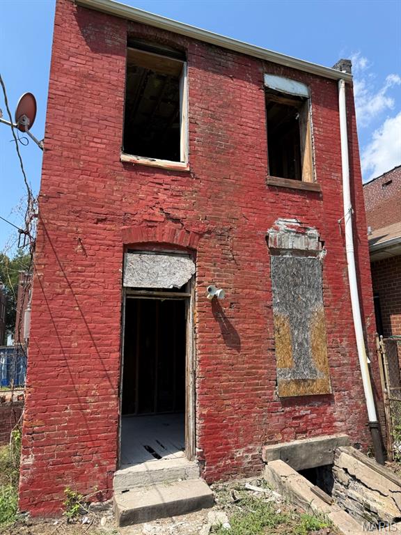 3720 Iowa Avenue Property Photo 1