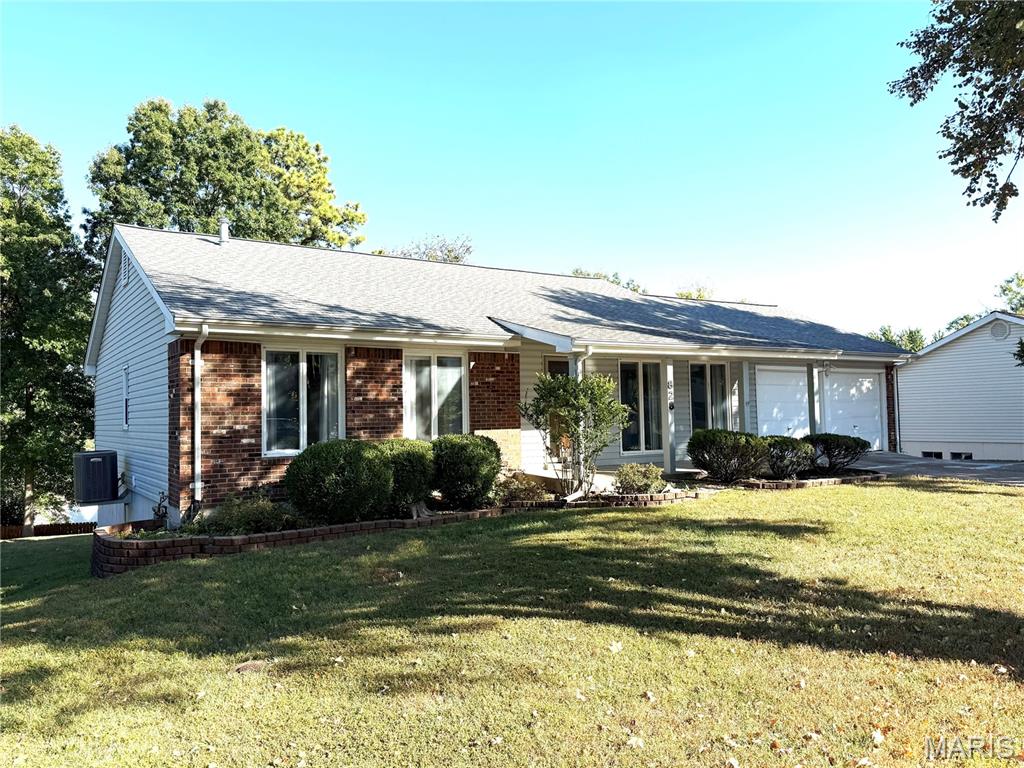 828 Country Heights Court