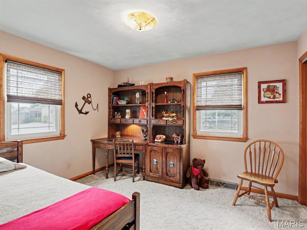 1015 Easy Street Property Photo 17
