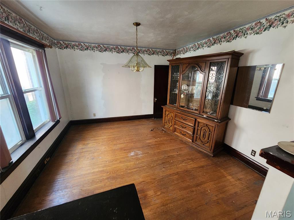 4048 Shreve Avenue Property Photo 3