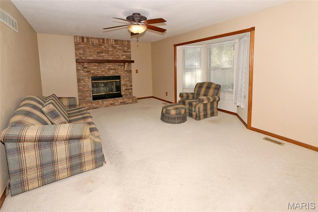 1908 Saint Johns Crossing Property Photo 16
