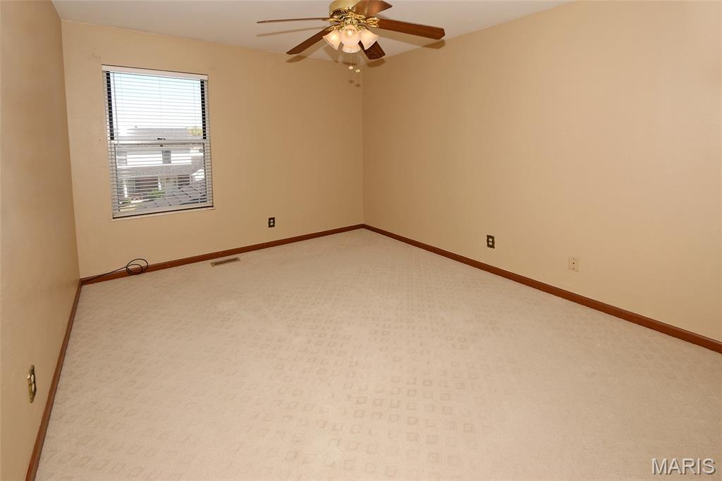 1908 Saint Johns Crossing Property Photo 26