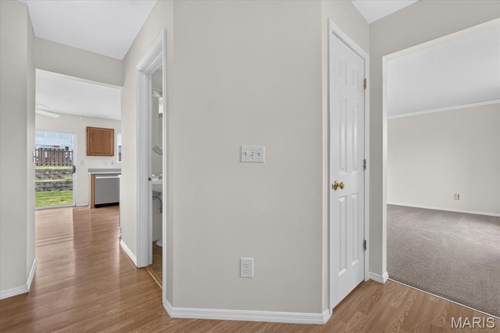 151 Royallsprings Parkway Property Photo 5