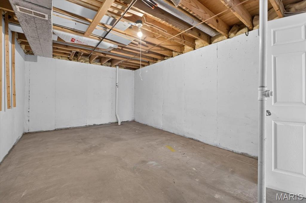 151 Royallsprings Parkway Property Photo 39